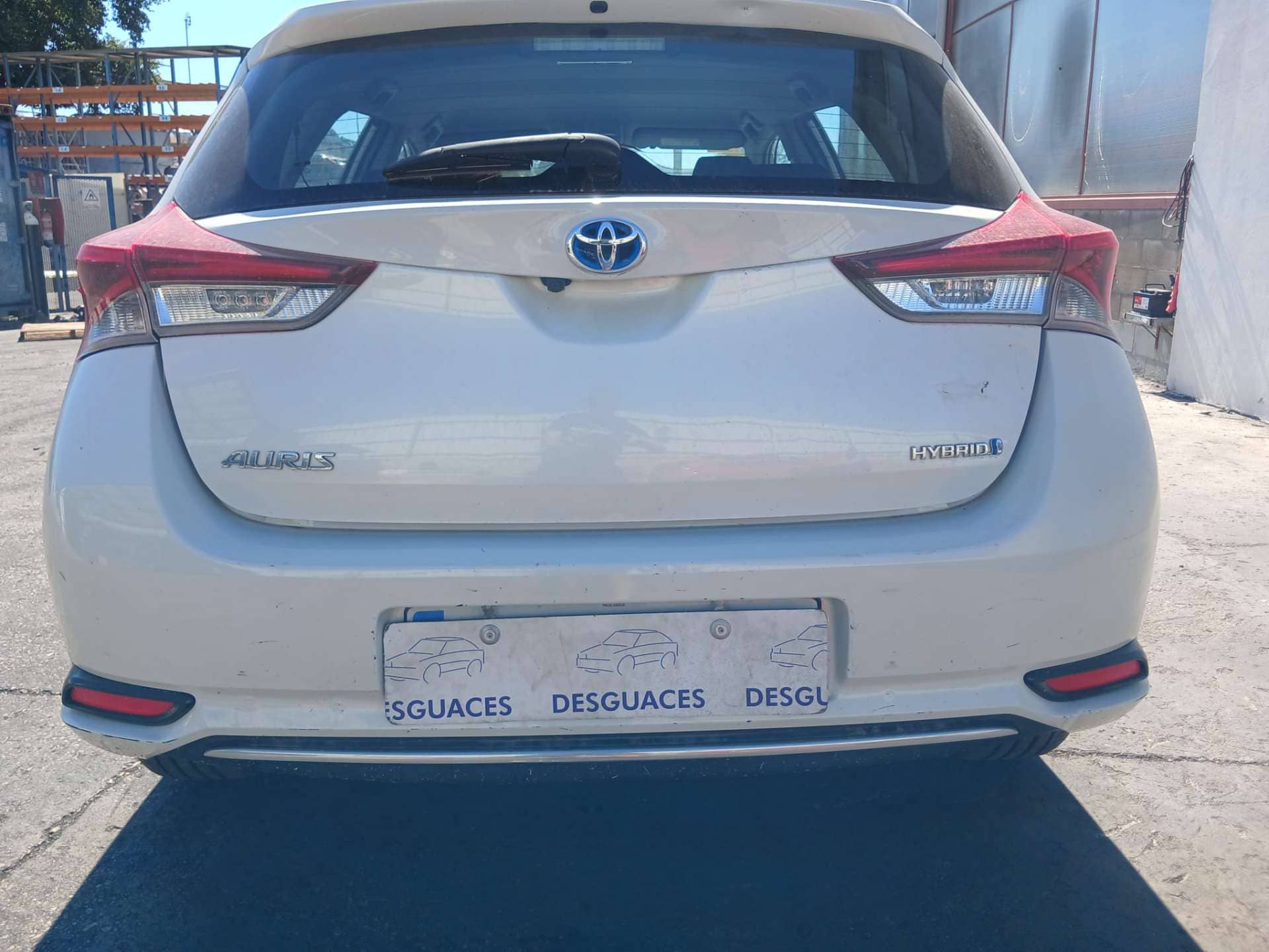 PARAGOLPES TRASERO
