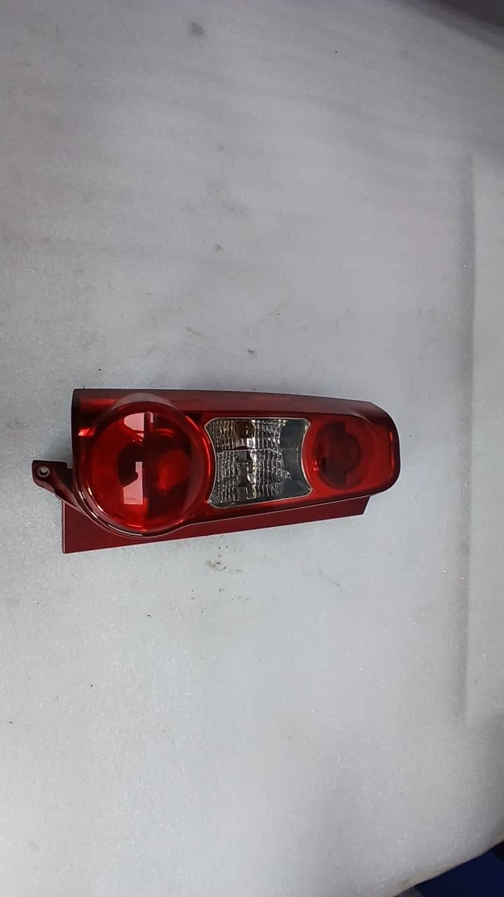 PILOTO TRASERO IZQUIERDO