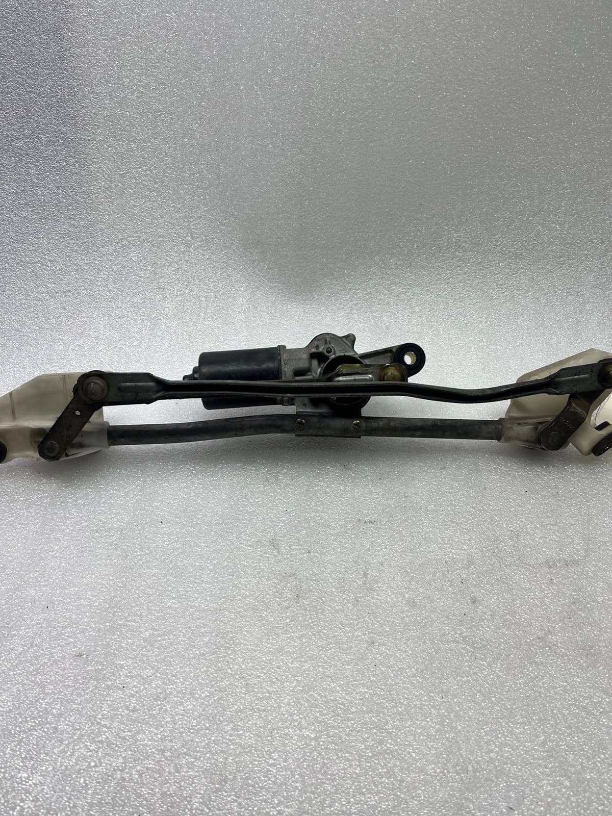 MOTOR LIMPIA DELANTERO