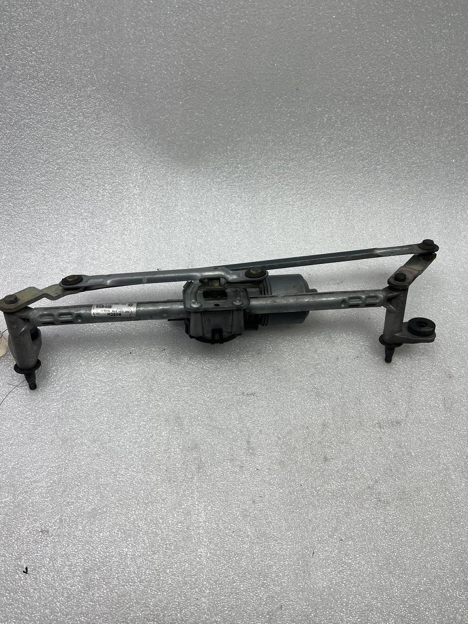 MOTOR LIMPIA DELANTERO